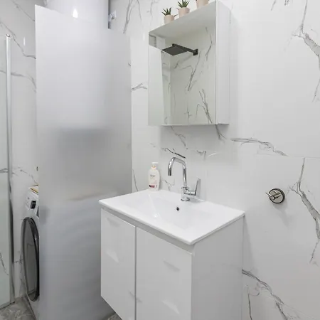 Apartament The House 1