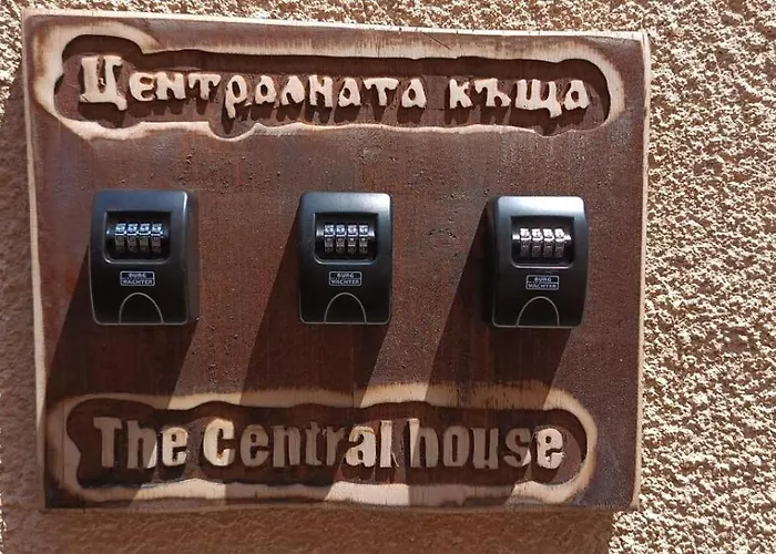 The House 1 Apartament Burgas City