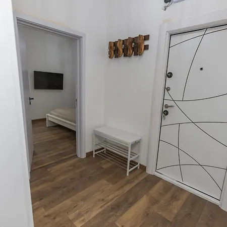 Lägenhet The House 1 *