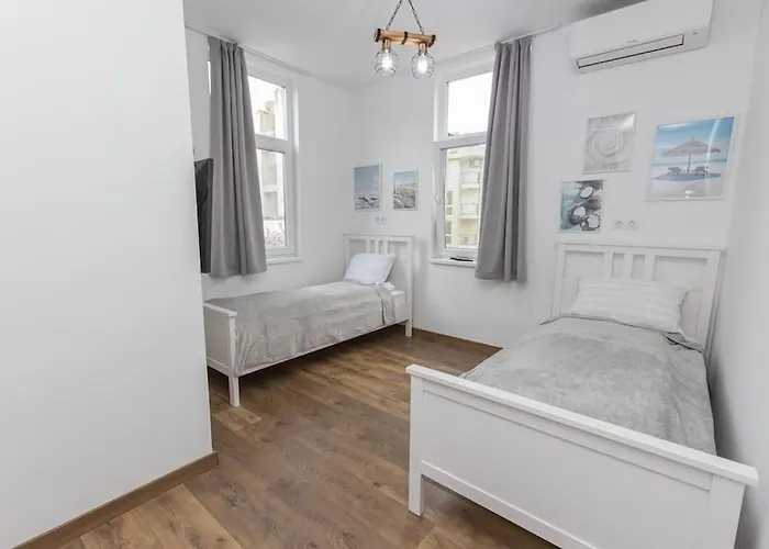 The House 1 Апартаменты